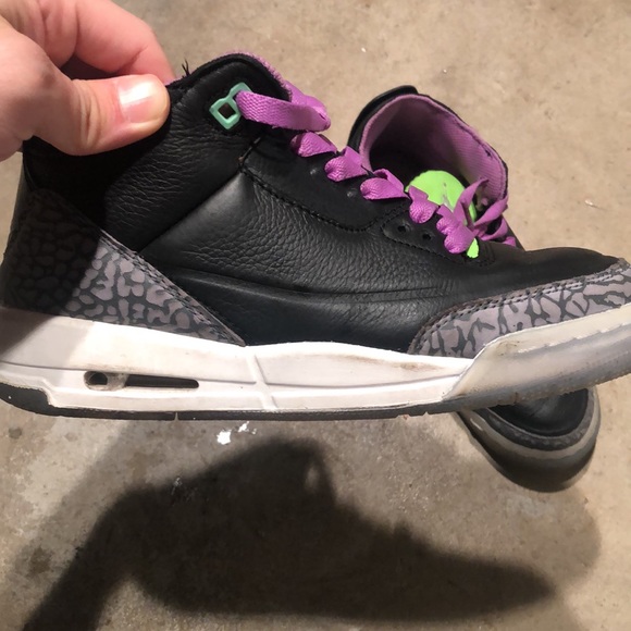 Size 5 Jordan - Picture 2 of 4